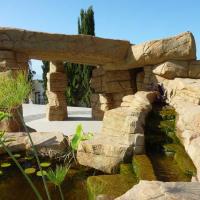 Wasseranlage Mit Kunstfelsengrotte 1 20170609 1225334199